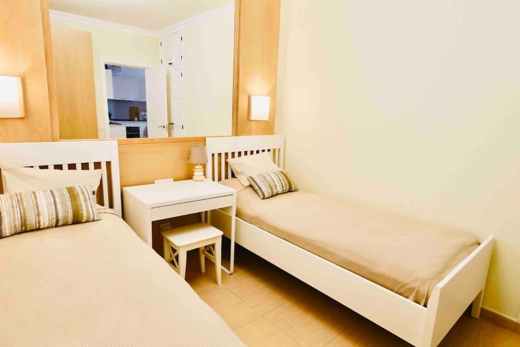 Costa Adeje, 2 Bedrooms Apartment Exteriör bild