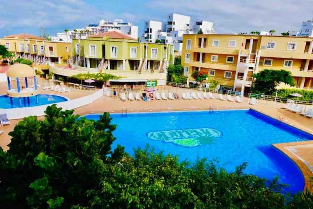 Costa Adeje, 2 Bedrooms Apartment Exteriör bild