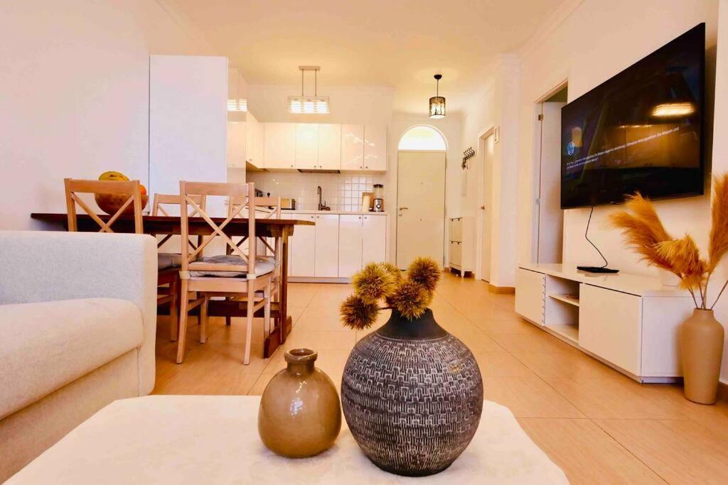 Costa Adeje, 2 Bedrooms Apartment Exteriör bild